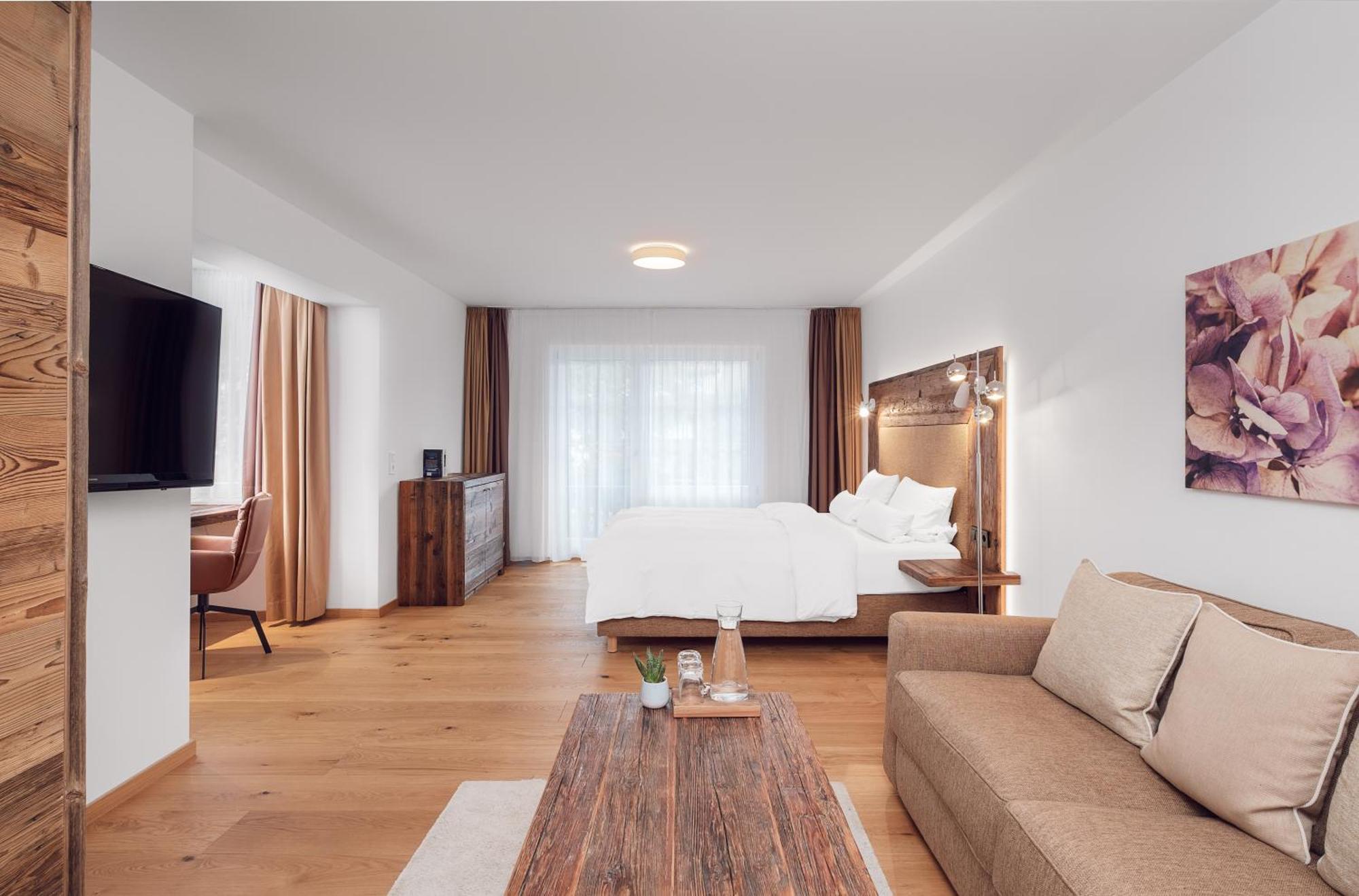 Adler Haeusern Gourmet & Spa Hotel Eksteriør bilde