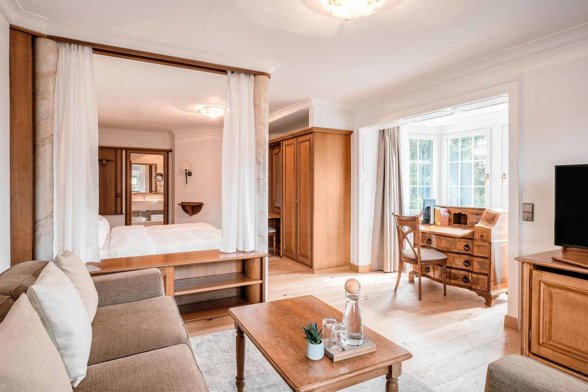 Adler Haeusern Gourmet & Spa Hotel Rom bilde