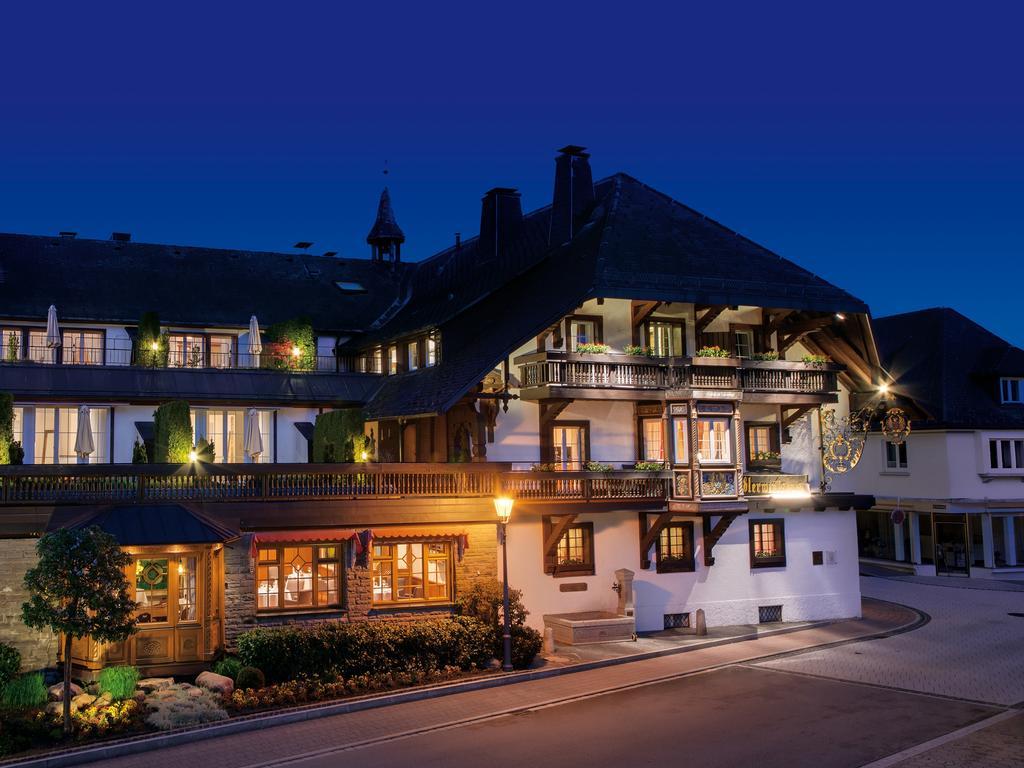 Adler Haeusern Gourmet & Spa Hotel Eksteriør bilde