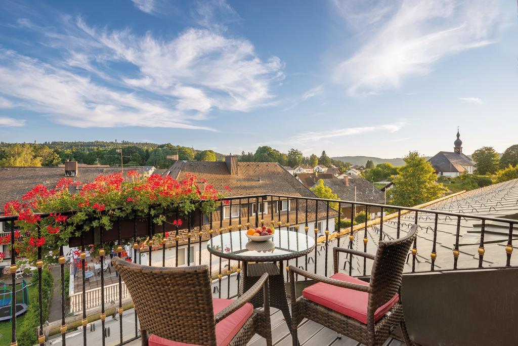 Adler Haeusern Gourmet & Spa Hotel Eksteriør bilde
