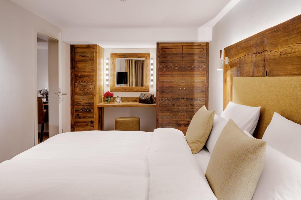 Adler Haeusern Gourmet & Spa Hotel Eksteriør bilde